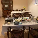 Dom Pod Sosna Bed & Breakfast 3*